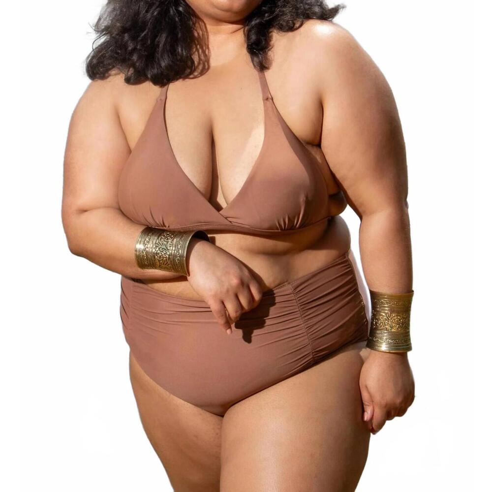 NEW YACHT CLUB ACCESS san-dy two-piece swimwear - curvy in tan